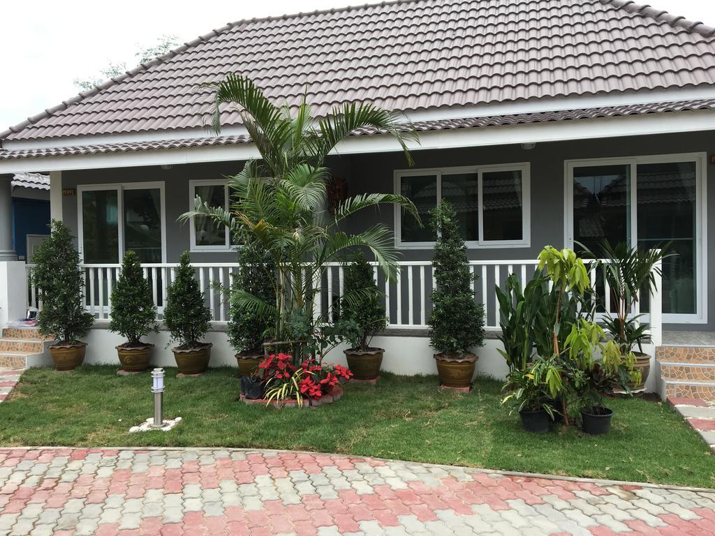 Hotel Baan Penny Ayutthaya Exteriér fotografie