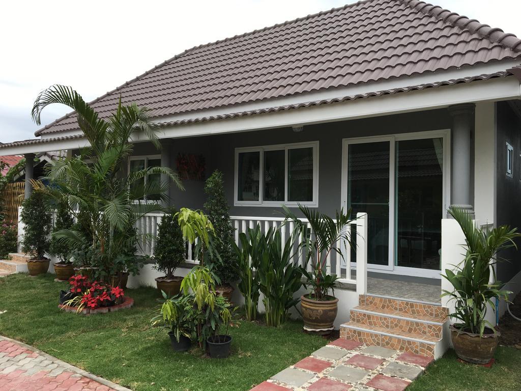 Hotel Baan Penny Ayutthaya Exteriér fotografie